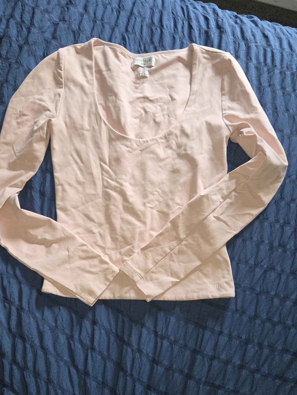 Aritzia Soft Pale Pink Scoop Neck Long Sleeve Tee